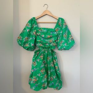NWT Green Puff Sleeve Floral Dress